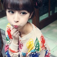 瞬间从希望变成绝望_可爱伤感的美女QQ头像