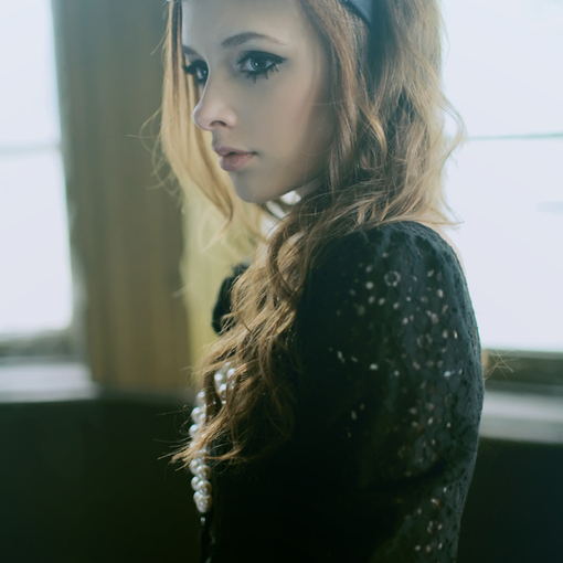 你的不安是我的噩梦_时尚个性温柔QQ空间女生图片