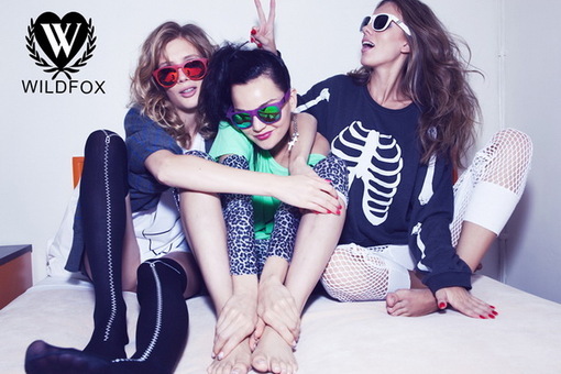 寂寞的人总是很辛苦_潮流时尚欧美女生QQ空间图片素材