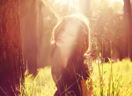 我到底变成了谁_非主流伤感QQ空间装扮素材