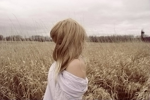 我只是不会表露我的热情_非主流意境QQ空间图片素材