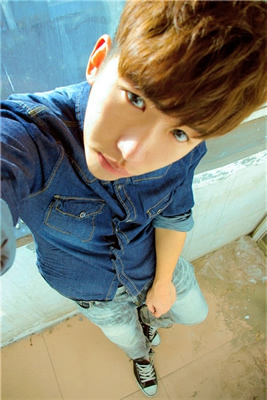 我知道我并不优秀_时尚个性的QQ空间男生图片