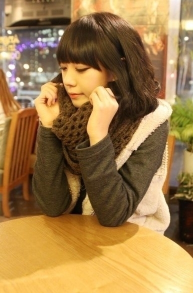 我需要一个安稳的怀抱_甜美女生意境2011QQ空间素材