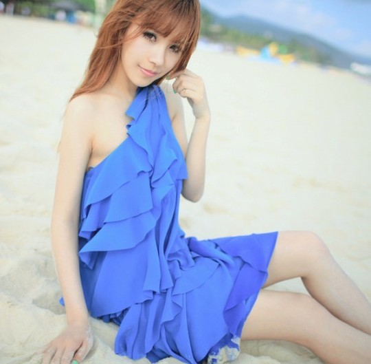 爱一个人不要吝啬承诺_时尚唯美漂亮的QQ空间女生图片