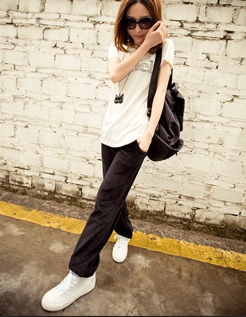 思绪逐渐被掏空_潮流时尚女生个性QQ空间图片