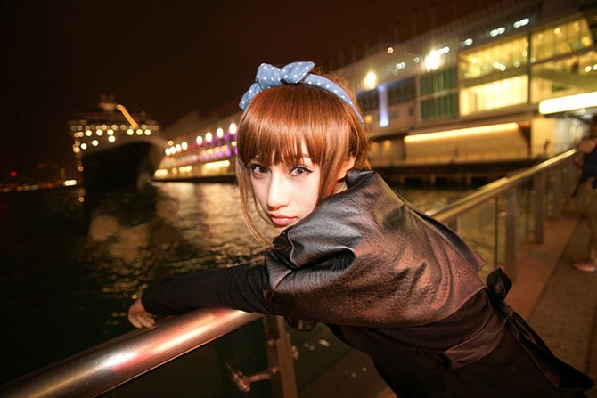 深爱也已是昨昔今非_意境漂亮女生QQ空间图片素材