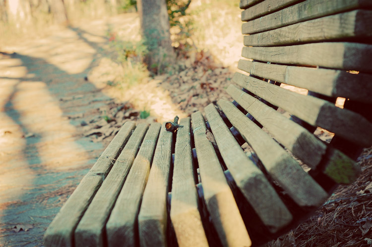 斑驳的墙壁映出我的回忆_唯美风格的空间素材