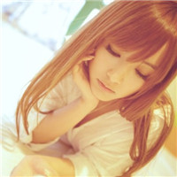 一个人仰望幸福_伤感深情的女生qq头像