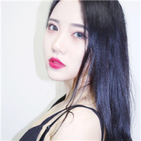 微信长发女生妩媚性感头像2022 你站在马路中央独自彷徨