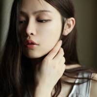 2022清新文艺的微信女生头像 女人就象开水能温暖你的胸膛