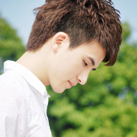 伤感帅气的男生微信头像 我甜蜜的在想你