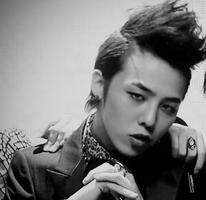 权志龙头像_明星帅哥微信头像大全