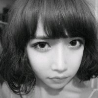 离开或许才是最好的选择_黑白微信女生头像