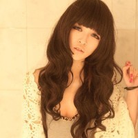 多么可笑的爱_非主流时尚漂亮的美女微信头像