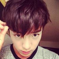 2022微信男生头像超拽阳光 一笑而过所有的心酸不快乐