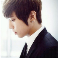 郑容和微信头像 帅气郑容和头像