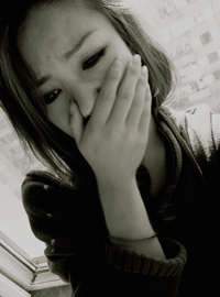 忧郁女生空间图片素材