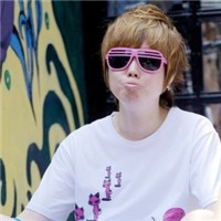 你的随意换来我的心痛_恍恍惚惚的非主流高清男生QQ头像