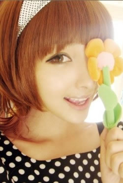 可爱漂亮的QQ空间非主流女生图片