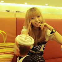 好看的女生微信空间头像_想你的心无法表达