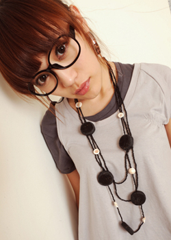 点击图片可在新窗口打开 可爱女生空间