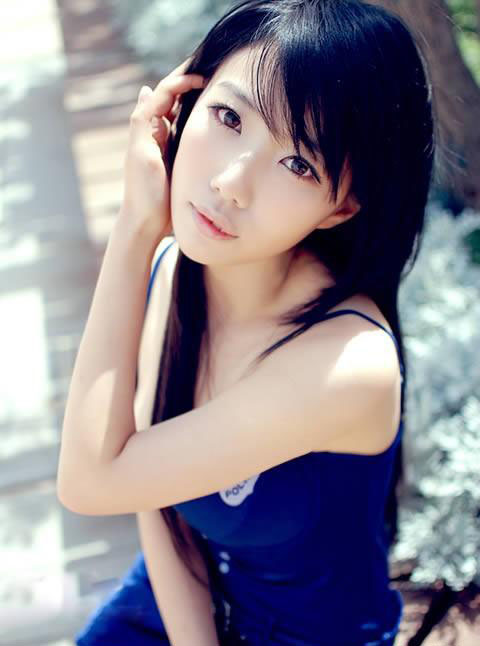 柔弱的外表掩盖不了虚伪_给力的非主流性感女生QQ空间图片