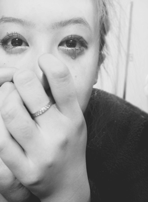 伤过之后才知道没有珍惜_颓废个性的非主流纯情女生QQ空间图片素材