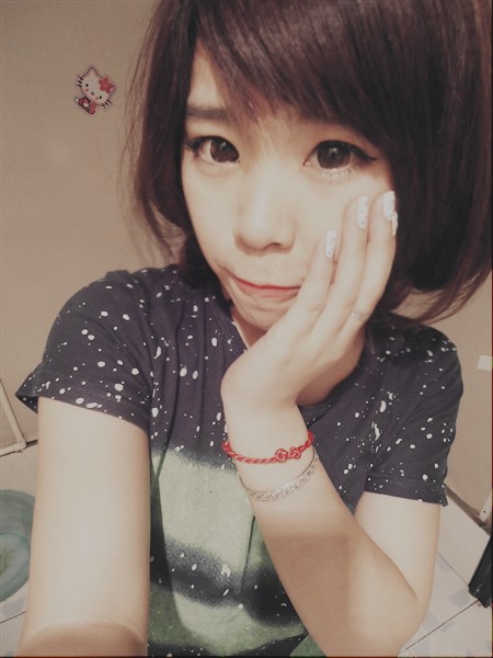 曾经的爱没有了迹象_个性时尚的非主流QQ空间女生图片