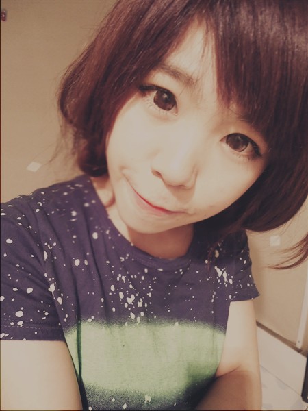 曾经的爱没有了迹象_个性时尚的非主流QQ空间女生图片