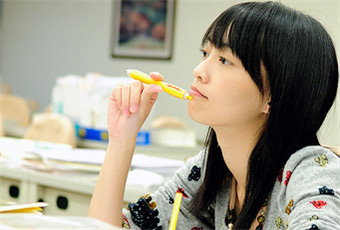 你的选择与我背道而驰_柔美温暖的非主流意境QQ空间女生图片