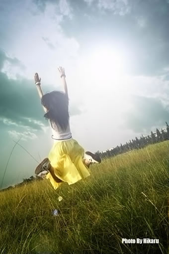 一直在回忆你温暖的怀抱_非主流意境唯美QQ空间图片素材