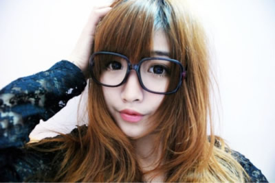 我只想自己过得幸福_青春浪漫的非主流唯美女生QQ空间图片素材