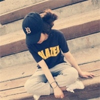 经常有种想哭的冲动_可爱漂亮的非主流女生QQ头像