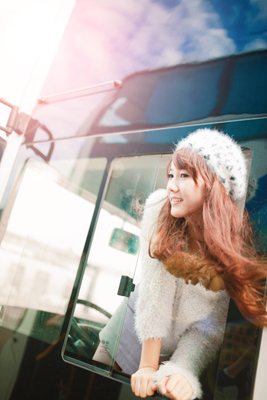 是你的冷漠让我想太多_清纯阳光的唯美女生QQ空间图片