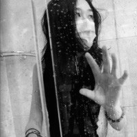 伤感黑白QQ头像 200×199