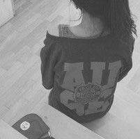 伤感黑白QQ头像 201×200