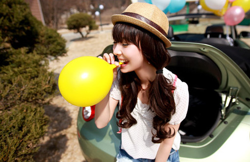 深爱的代价是永远得不到_阳光甜蜜女生QQ空间图片素材