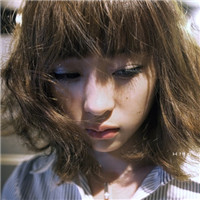 我们都忙着遗忘过去_非主流伤感女生QQ头像