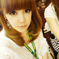 我已分不清感情的轻重_原创非主流伤感女生QQ头像