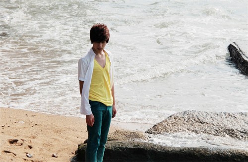 这莫大的天空也会这样的悲怆_好看男生QQ空间图片