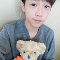 卖萌迷人的正太微信头像 成熟不是心变老是眼泪打转还能笑