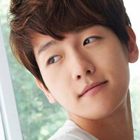 2022搞怪的微信男生头像大全 纠缠连自己都觉得贪婪