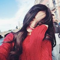 长发初秋浪漫的女生微信头像 邮差换了绿衬衣带着橡树的香气