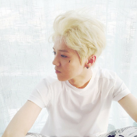 帅气鹿晗微信头像最新版设计 我爱的少年有帅气的侧脸