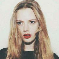 微信网名带钻石和嘴唇女生版精选 恕我愚笨