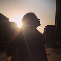 微信头像情侣背影唯美一人一张 你的背影是我迷恋的风景