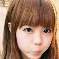 我以为永远都不会输_潮流风格的美女微信空间素材搭配