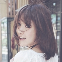 10月清新风格微信空间美女图片_思念不听话