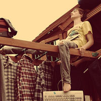 伤感欧美男生微信空间图片 陌生的地方迷失了自我