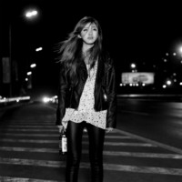 时尚欧美个性的微信空间素材大图_笑到全世界都流泪